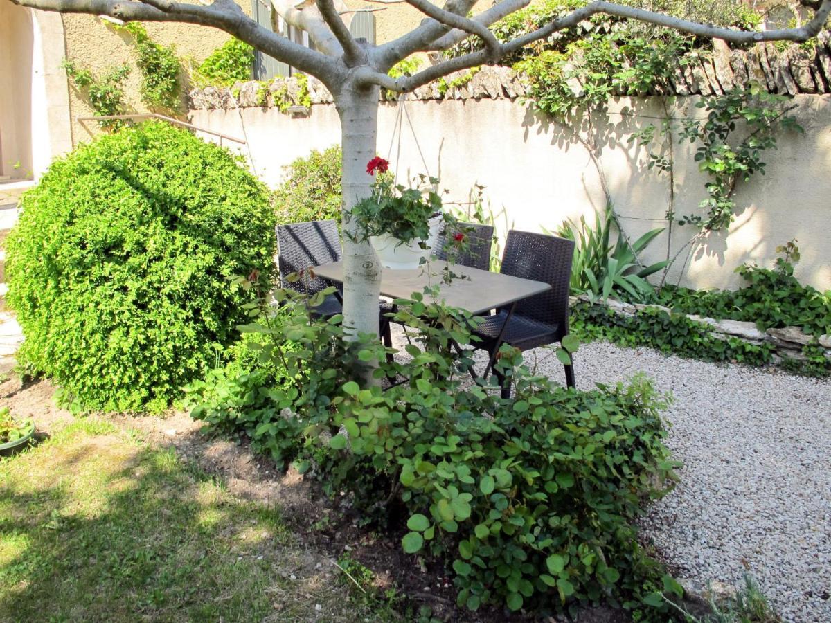 Holiday Home Le Cedre - Mbe101 By Interhome เมแเนร์บส์ ภายนอก รูปภาพ